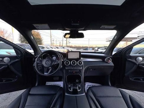 Used 2017 Mercedes-Benz GLC 300 4MATIC image 16
