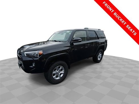 Used 2021 Toyota 4Runner SR5 Premium image 4