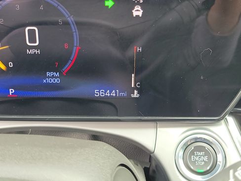 Used 2025 Chevrolet Trax LT FWD image 25
