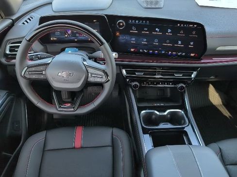 New 2026 Chevrolet Traverse RS w/ LPO, Floor Liner Package image 4