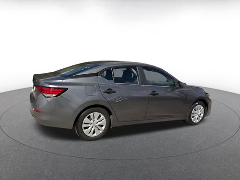 Used 2025 Nissan Sentra S image 15