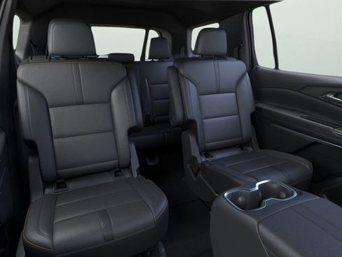 New 2026 Chevrolet Traverse High Country FWD image 11