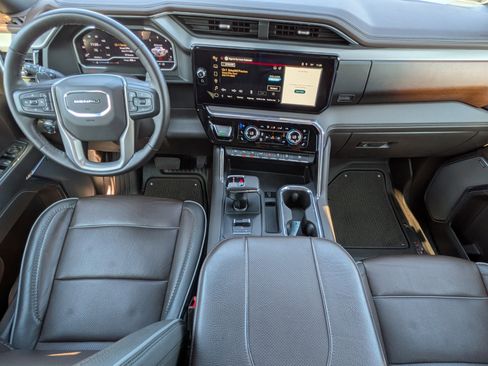 Used 2024 GMC Sierra 1500 Denali w/ Denali Reserve Package image 13