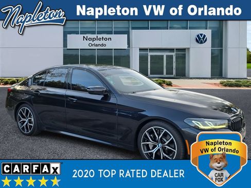 Used 2022 BMW 530i 530i w/ M Sport Package image 3
