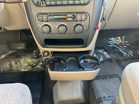 Used 2002 Dodge Grand Caravan Sport image 20