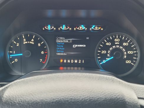 Used 2016 Ford F150 XLT w/ Equipment Group 302A Luxury AWD/4WD image 19