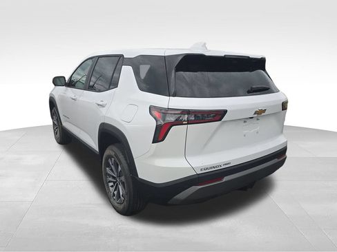 New 2026 Chevrolet Equinox LT w/ Safety and Technology Package AWD/4WD image 3