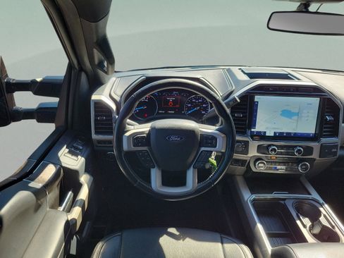 Used 2022 Ford F250 Lariat w/ Lariat Value Package image 21