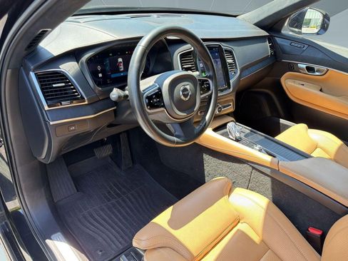Certified 2023 Volvo XC90 B6 Ultimate w/ Lounge Package AWD/4WD image 4