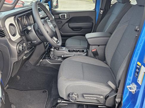 New 2026 Jeep Wrangler Unlimited Sport image 9