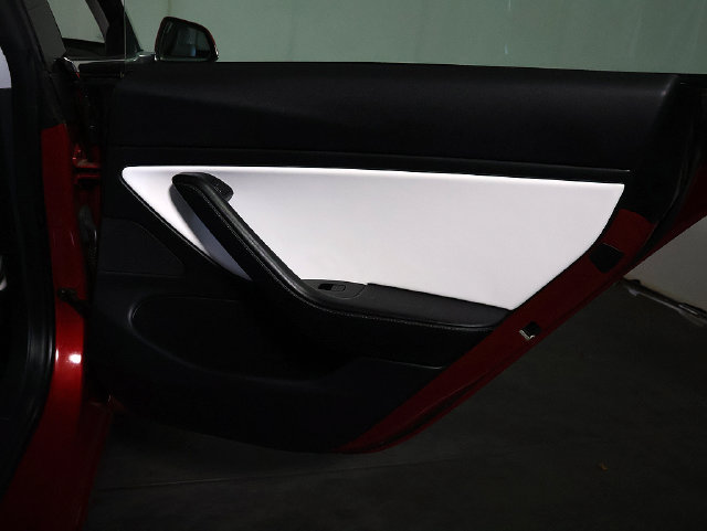 Used 2020 Tesla Model 3 Standard Range Plus RWD image 28