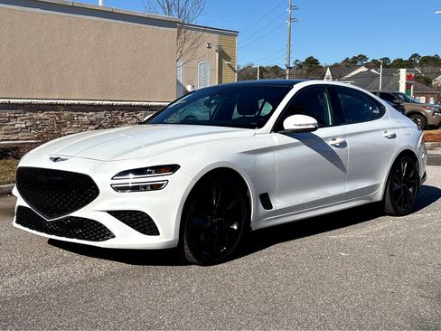 Used 2023 Genesis G70 2.0T w/ Sport Prestige Package image 3