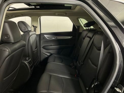 Used 2019 Cadillac XT5 Premium Luxury w/ Driver Assist Package AWD/4WD image 31