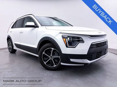 Used 2023 Kia Niro EX
