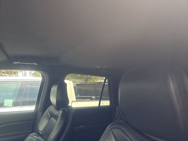 Used 2022 Lincoln Navigator L 4WD image 9