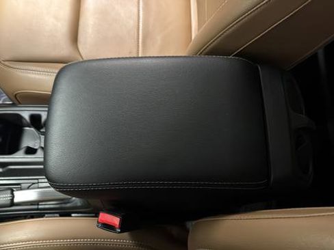 Used 2022 Jeep Wrangler Unlimited Sahara w/ Cold Weather Group image 19