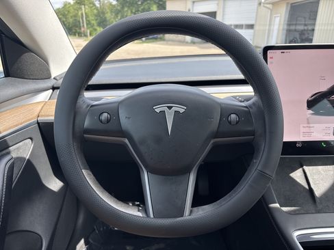 Used 2023 Tesla Model 3 Standard Range RWD image 28