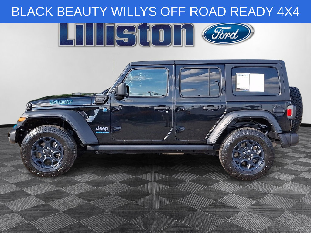 Used 2023 Jeep Wrangler Unlimited w/ 8.4" Radio Group AWD/4WD image 7