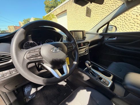 Used 2019 Hyundai Santa Fe SE AWD/4WD image 15