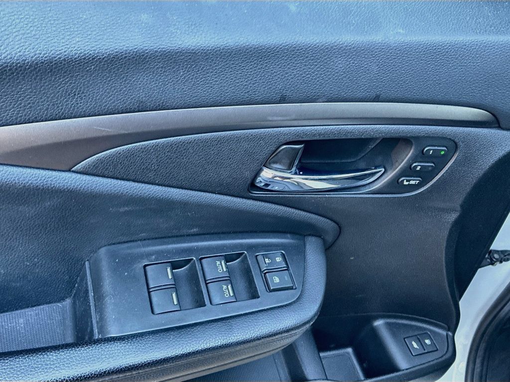 Used 2021 Honda Pilot EX-L image 15
