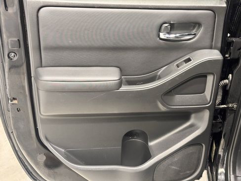 Certified 2023 Nissan Frontier SV image 25