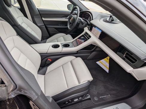 New 2025 Porsche Taycan 4S image 25