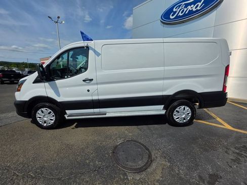 Certified 2025 Ford Transit 250 Low Roof w/ Exterior Upgrade Package RWD image 4