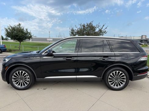Used 2022 Lincoln Aviator Reserve w/ Equipment Group 201A AWD/4WD image 5