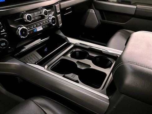 Used 2024 Ford F250 Lariat w/ Sport Appearance Package image 16