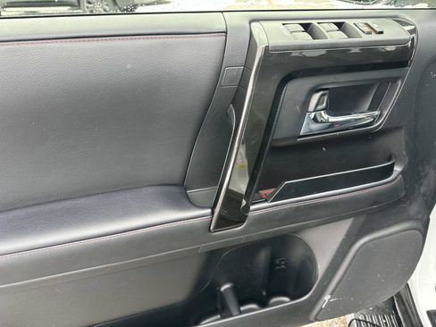 Used 2024 Toyota 4Runner TRD Off-Road Premium image 17