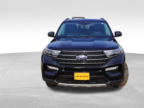 Certified 2024 Ford Explorer XLT w/ Equipment Group 202A AWD/4WD image 12