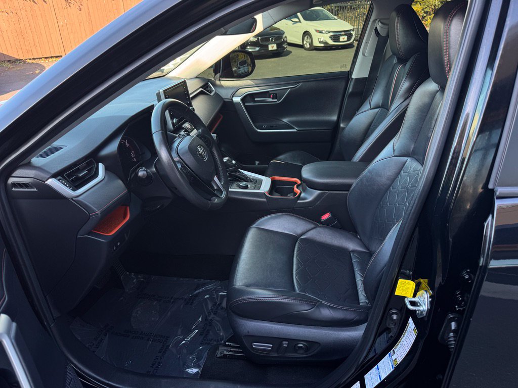 Used 2020 Toyota RAV4 Adventure AWD/4WD image 9