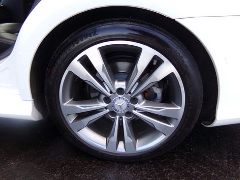 Used 2015 Mercedes-Benz E 350 4MATIC Sedan image 14