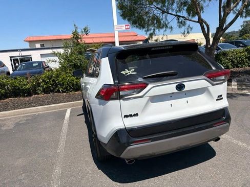 Used 2023 Toyota RAV4 XSE AWD/4WD image 14