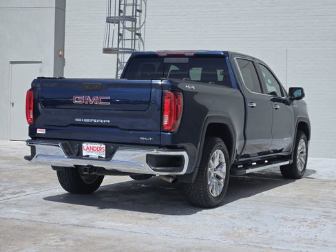 Used 2020 GMC Sierra 1500 SLT w/ SLT Premium Package image 8