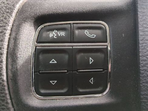 Used 2015 RAM 1500 Express image 16