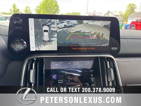 New 2026 Lexus LX 600 4WD w/ Luxury Package image 18