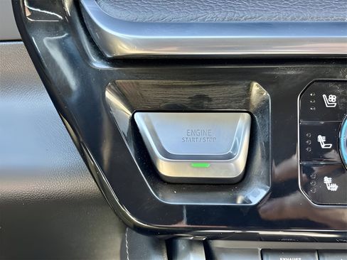 Used 2024 GMC Sierra 2500 Denali w/ Technology Package image 14