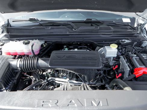Used 2022 RAM 1500 Big Horn AWD/4WD image 12