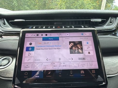 Used 2023 Jeep Grand Cherokee 4WD 4xe image 22