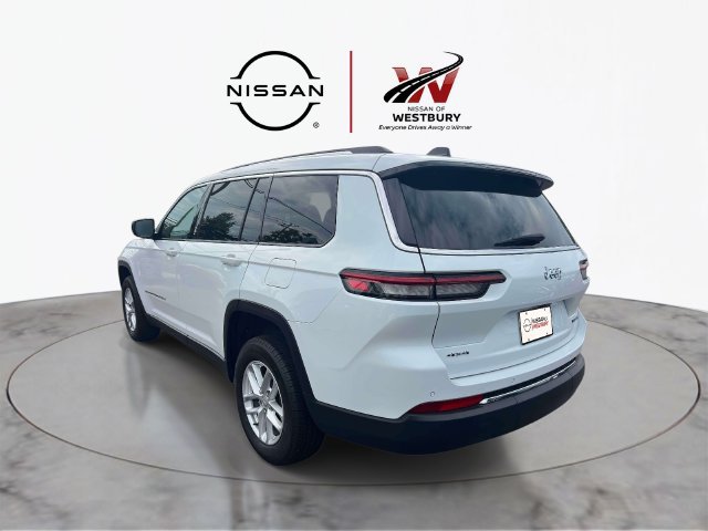 Used 2024 Jeep Grand Cherokee L Laredo AWD/4WD image 7