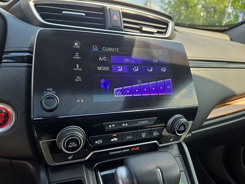 Used 2018 Honda CR-V Touring image 16