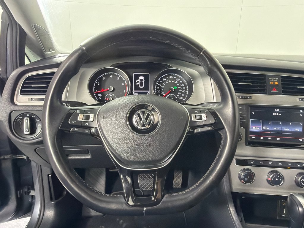 Used 2016 Volkswagen Golf SE FWD image 15