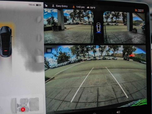 Used 2024 Tesla Model Y Performance image 19