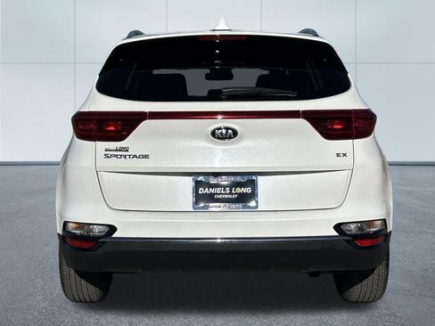 Used 2020 Kia Sportage EX image 4
