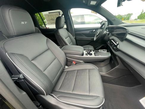 New 2026 Buick Enclave Sport Touring w/ Power Package FWD image 27