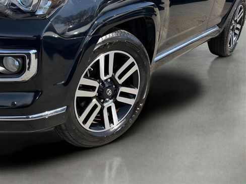 Used 2017 Toyota 4Runner Limited image 11