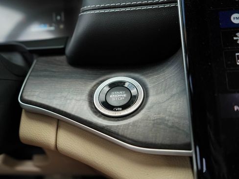 Used 2021 Jeep Grand Cherokee L Limited RWD image 28