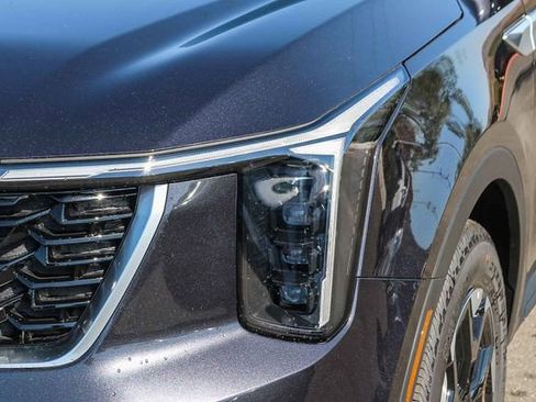 New 2026 Kia Sorento S image 5