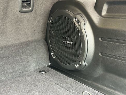 Used 2023 Jeep Wrangler Unlimited Sahara image 45